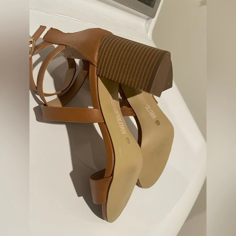 Sandals - Picture 4 of 6